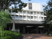 羽村市役所の外観写真