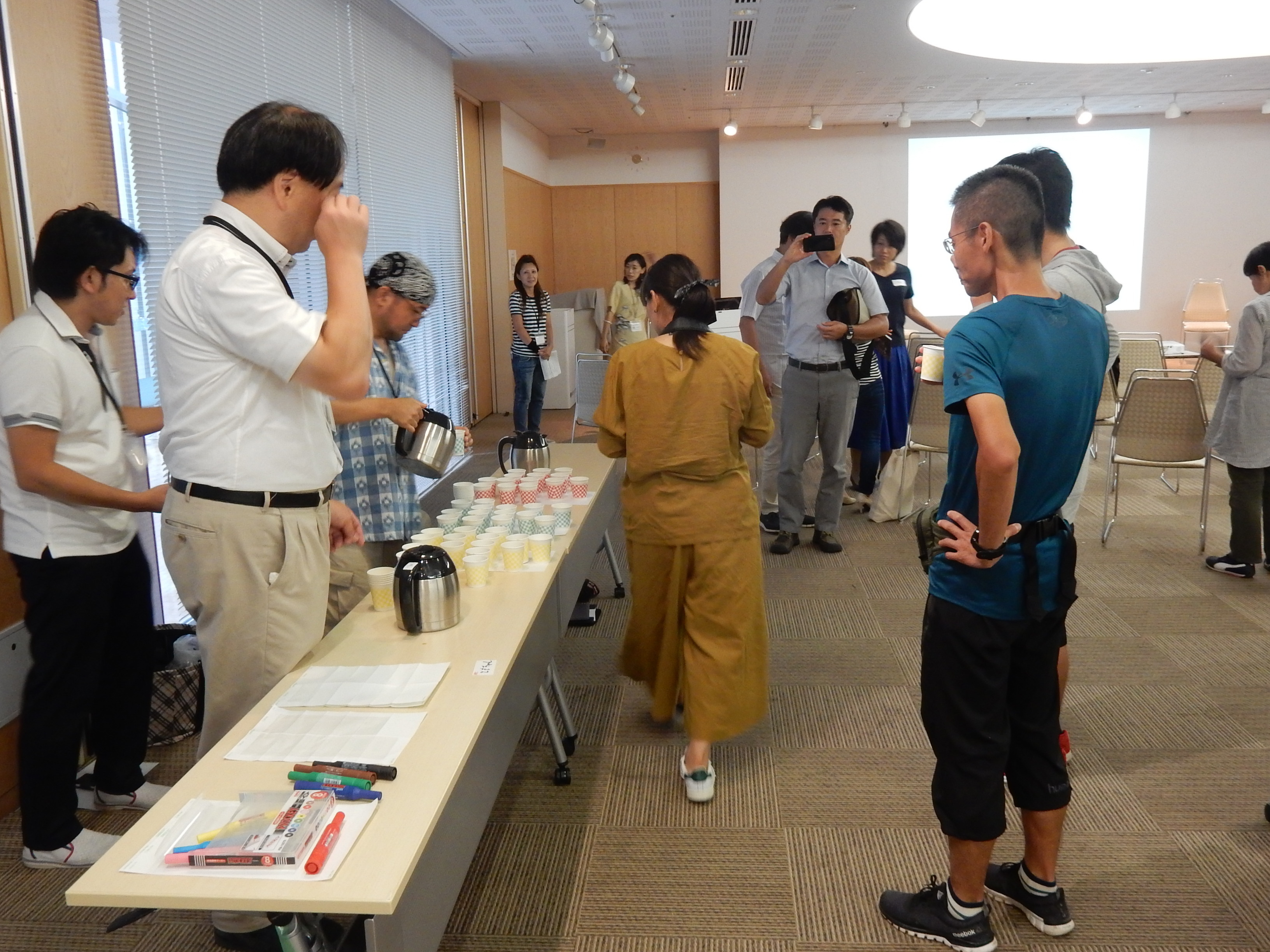 コーヒーの試飲
