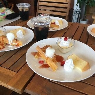 特性デザートプレート